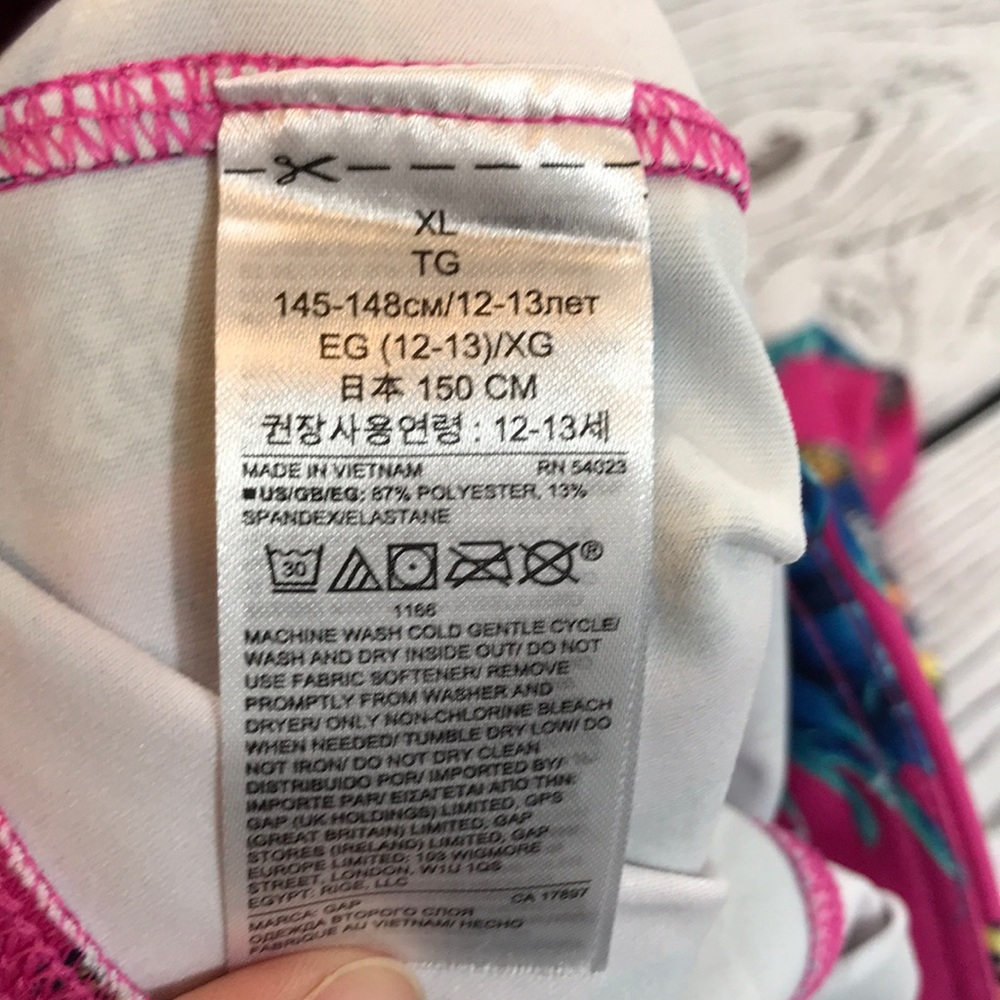 Gap Fit-Girls stretch cropped, butterfly XL - Picture 8 of 8